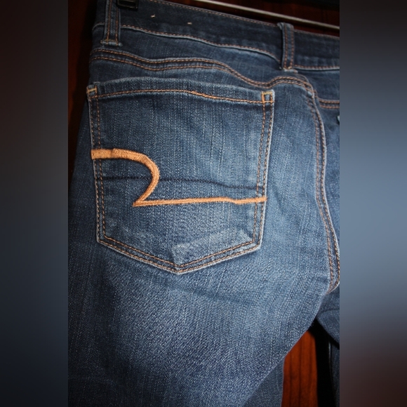 American Eagle Outfitters Medium Wash Skinny Jeans - Picture 9 of 16